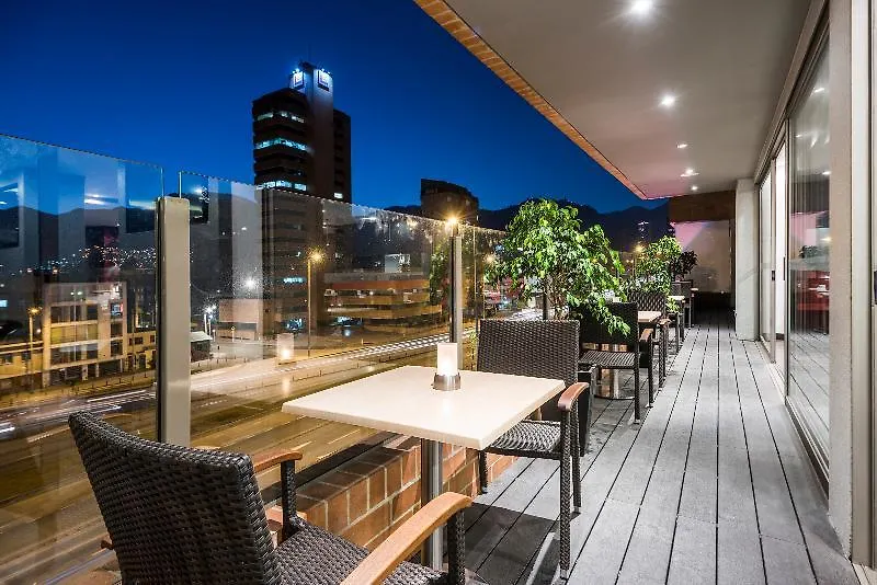 Nh Bogota Urban 26 Royal Otel 4*,  Kolombiya