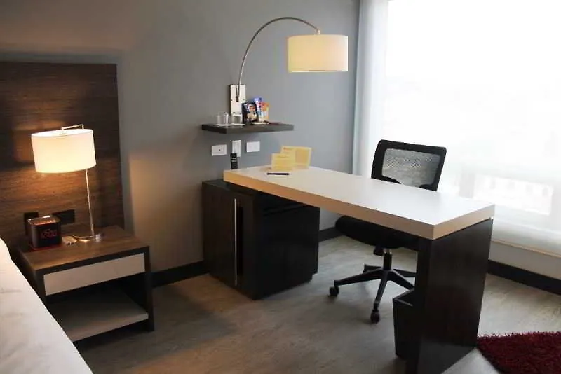 Hotel Nh Bogota Urban 26 Royal 4*,