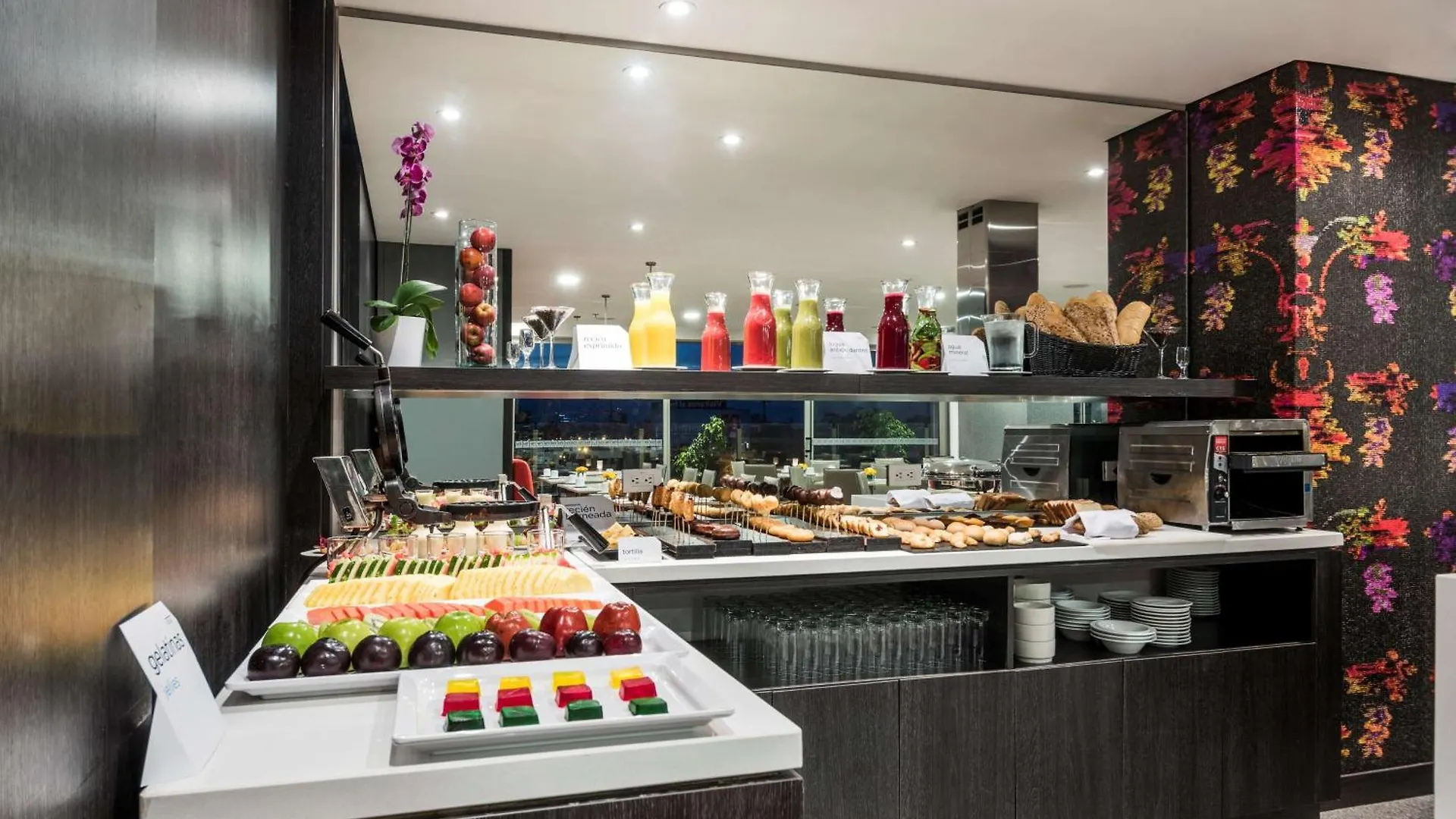 Hotel Nh Bogota Urban 26 Royal 4*,